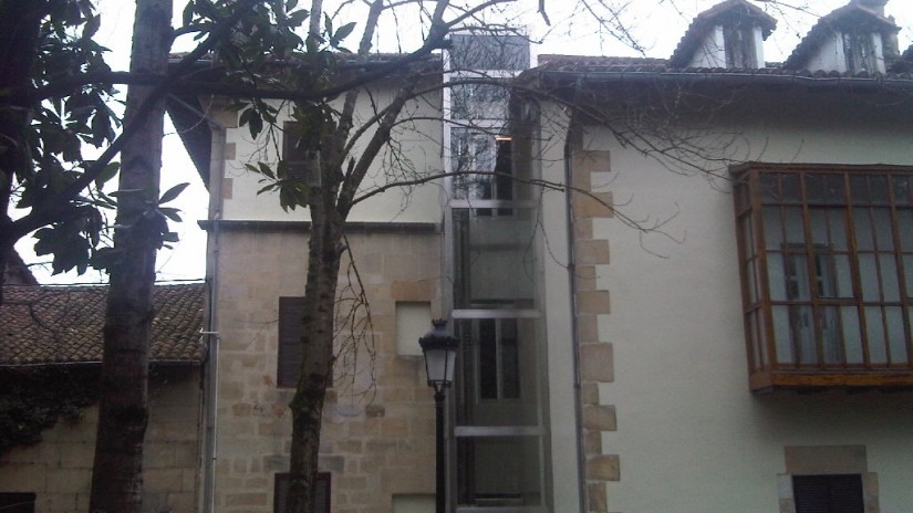 DURANGOKO MUSEOA ESKURAGARRIAGO