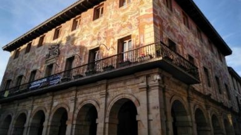“CONGELAR LAS TASAS E IMPUESTOS DESPUÉS DE SUBIRLOS EN PLENA PANDEMIA ES PURA DEMAGOGIA”