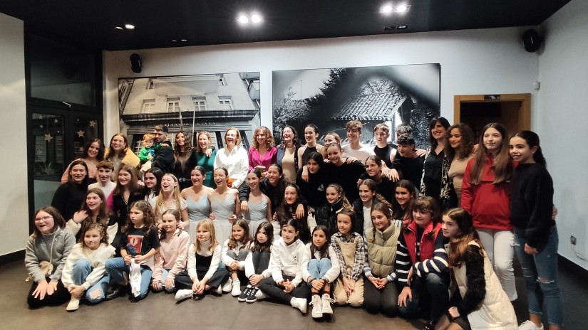 EAJ-PNV DURANGO RECONOCE LA LABOR DE LA ESCUELA DE BAILE ‘L‘ ATELIER‘ CON EL ASTARLOA SARIA